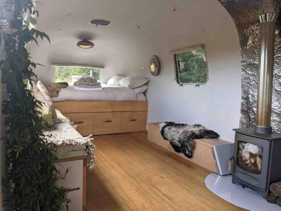 Airstream, Vintage American Caravan & Hottub Ashburton Eksteriør billede