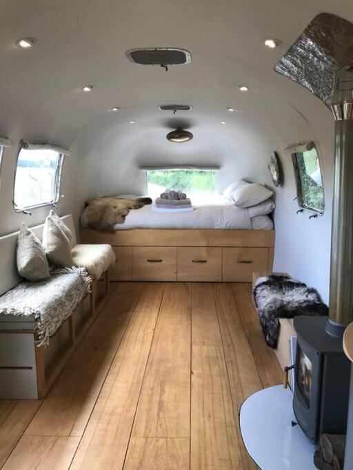 Airstream, Vintage American Caravan & Hottub Ashburton Eksteriør billede